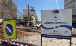 Adıyaman Belediyesi ekipleri, değişken hava koşullarında da faaliyetlerini sürdürüyor