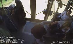 Adıyaman'da direksiyon başında hayat kurtaran müdahale... Yolcular uyardı, şoför hastaneye yetiştirdi