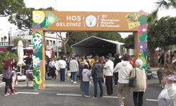 Alaçatı Ot Festivali'nde tezgâhlar doldu, üretici ve ziyaretçi memnun
