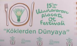 Alaçatı Ot Festivali'nde uluslararası şefler Alaçatı otlarıyla yarışıyor