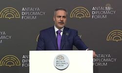 Antalya Diplomasi Forumu... Hakan Fidan: 'İran ve ABD samimiyetle müzakereleri sürdürüyor, ateşkes barış için kritik fırsat'