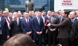 Ataşehir Belediyesi Başkanvekili seçimi... Özgür Çelik: 'Milli irade hırsızlığı yapmaya çalışıyorlar. Tehditlerle ilgili suç duyurusunda bulunacağız'