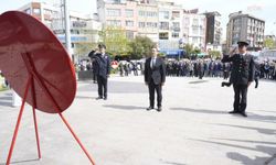 Atatürk'ün Burhaniye ziyaretinin 92'nci yılında Cumhuriyet Meydanı'nda tören düzenlendi