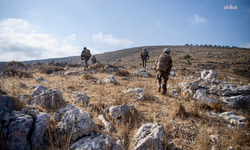 Ateşkes görüşmeleri öncesinde İsrail Lübnan'a saldırılarını sürdürüyor