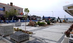 Ayvalık Belediyesi, Cunda Adası'na 34 bin 200 metrekare kilit taşı döşedi