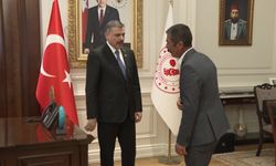 Bakan Çiftçi, eylemlerini sonlandıran maden işçileriyle görüştü