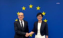 Bakan Şimşek, Avrupa Komisyonu Genişlemeden Sorumlu Komiseri Kos ile görüştü