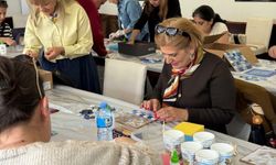 Bakırköy'de atık camlar sanata dönüştü