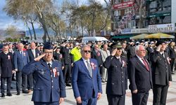 Bandırma Belediye Başkanı Mirza, Türk Polis Teşkilatı'nın kuruluş yılı nedeniyle düzenlenen törene katıldı