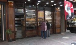 Best Model yarışmasında dereceye giren Irmak Öztaş, 7 ay işsizliğin sonunda fırında çalışmaya başladı