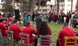 Bornova'da Otizm Farkındalık Günü, Down Kafe'de kutlandı