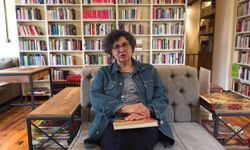 Buca'nın İspanyol sakini Cumhuriyet Kütüphanesi'nin müdavimi oldu