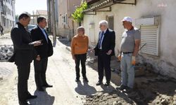 Burhaniye Belediye Başkanı Deveciler, sahadaki çalışmaları inceledi