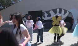 Bursa'da çocuklar patili dostlarla buluştu