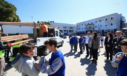 Çeşme Belediyesinden okullara sosyal alan desteği