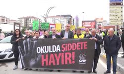 CHP Aksaray İl Başkanlığı, okul saldırılarına sessiz yürüyüşle tepki gösterdi 