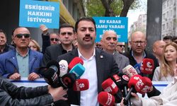 CHP Eskişehir Örgütü'nden PTT önünde eylem: 'PTT Başmüdürlüğü kapatılamaz'