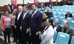 CHP İzmir İl Başkanlığı İl Danışma Kurulu... Gökçe Gökçen: 'Bakanlıklar aracılığıyla işletilen bir darbe ve baskı rejimi var'