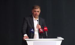 CHP İzmir İl Başkanlığı İl Danışma Kurulu Toplantısı... İZBB Başkanı Cemil Tugay: 'Vaat etmemiz gereken en önemli şey kamu reformu'