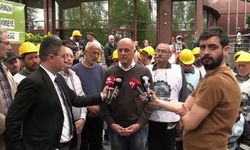 CHP'li kurmaylardan eylemdeki Doruk Madencilik işçilerine destek ziyareti... CHP'li Özlale'den Doruk Madencilik yetkililerine: 'Burası vahşi batı değil'