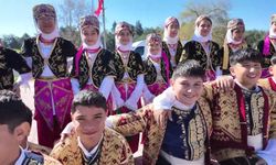 Çukurova Belediye Başkanı Kozay, Örcün Mahallesi'nde düzenlenen anma programına katıldı