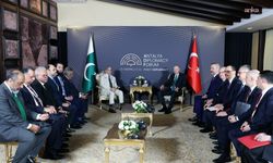 Cumhurbaşkanı Erdoğan, Pakistan Başbakanı Şerif'i kabul etti: İran'da barışa ulaşana kadar ateşkesin uzatılması için çalışacağız