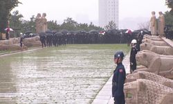 Devlet erkanı Anıtkabir'de... Kurtulmuş: 'Milli egemenliği yaşatmanın en sahici yolu, çocuklara daha adil, müreffeh ve özgür bir vatan bırakmaktır'