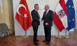 Dışişleri Bakanı Hakan Fidan, Avusturya Şansölyesi Christian Stocker tarafından kabul edildi