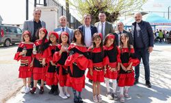 Efeler Belediye Başkanı Yetişkin, Dünya Romanlar Günü programına katıldı