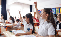 Eğitim Bir Sen'in 2025 eğitim raporu: Öğrenci sayısı da okullaşma oranı da düştü