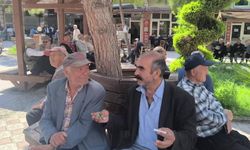 Emeklilerden 4 bin liralık 'bayram ikramiyesine' eleştiri: '4 bin lirayla hiçbir şey yapamayız. En az 10 bin lira olmalıydı'