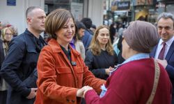 Eskişehir Belediye Başkanı Ünlüce Hamamyolu'nda vatandaşla buluştu