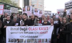 Gayrettepe yangınında ölen 29 işçi anıldı: 'Bu kaza değil, işçi katliamı'