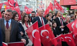 Gaziemir'de 23 Nisan coşkusu kortejle taçlandı