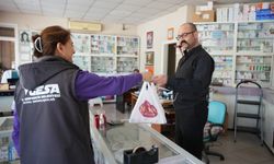 Germencik Belediye Başkanı Zencirci'den eczane teknisyenlerine 'tatlı' jest