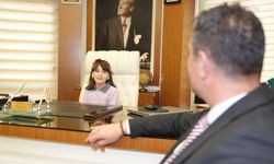 Giresun Belediye Başkanı Köse, koltuğunu çocuklara devretti