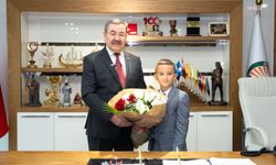 Gölbaşı Belediye Başkanı Odabaşı, 23 Nisan'da koltuğunu Yusuf Alp'e devretti