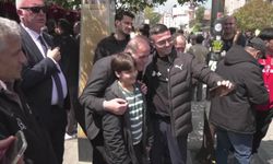 İBB'nin girişleri 1 TL yaptığı Yerebatan Sarnıcı'na ziyaretçi akını... '1990 yılından beri İstanbul'da yaşıyorum, 1 TL olduğunu duydum ilk kez geliyorum'