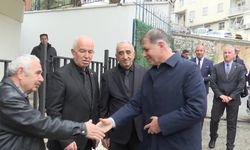 İzmir Büyükşehir Belediye Başkanı Tugay, gaziler ile bir araya geldi