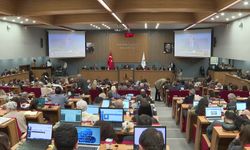 İzmir Büyükşehir Belediyesi ve ESHOT 2025 faaliyet raporu kabul edildi