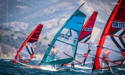 İzmir Foça'da Windsurf Dünya Şampiyonası heyecanı yarın başlıyor: 20 ülkeden 400 sporcu mücadele edecek