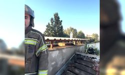 İzmir'de itfaiyenin hızlı müdahalesi faciayı önledi