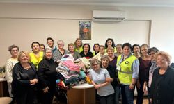 Karşıyaka'da yaş almış bireyler el emeği ürünlerini Batman ve Trabzon'daki okullara gönderdi