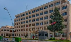 Kayyum yönetimindeki Batman Belediyesi'nde sendikalı güvenlik görevlilerinin görev yeri değiştirildi... Sendika suç duyurusunda bulundu