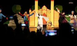 Keçiören'de çocuklar 'Sihirli Madalyon' oyunuyla buluştu