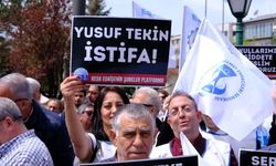 KESK üyelerinden Eskişehir'de okul saldırılarına protesto yürüyüşü: Sistem çürüyor, çürütüyor, çocuklarımızdan katil yaratılıyor