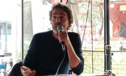 Köyceğiz'de gazeteci İsmail Arı'ya söyleşi ve imza desteği