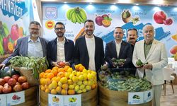 Manavgat Belediye Başkan Vekili Çiçek, Yöresel Ürünler Fuarı'nı ziyaret etti