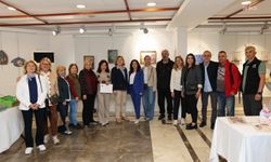 Marmaris Belediyesi Sanat Evi kursiyerlerinde 'El Sanatları Sergisi'