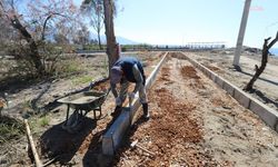Menderes'te sahil yürüyüş yolu kaydırıldı